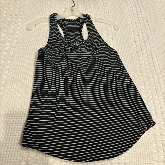 Lululemon Love Tank - Picture 1 of 2